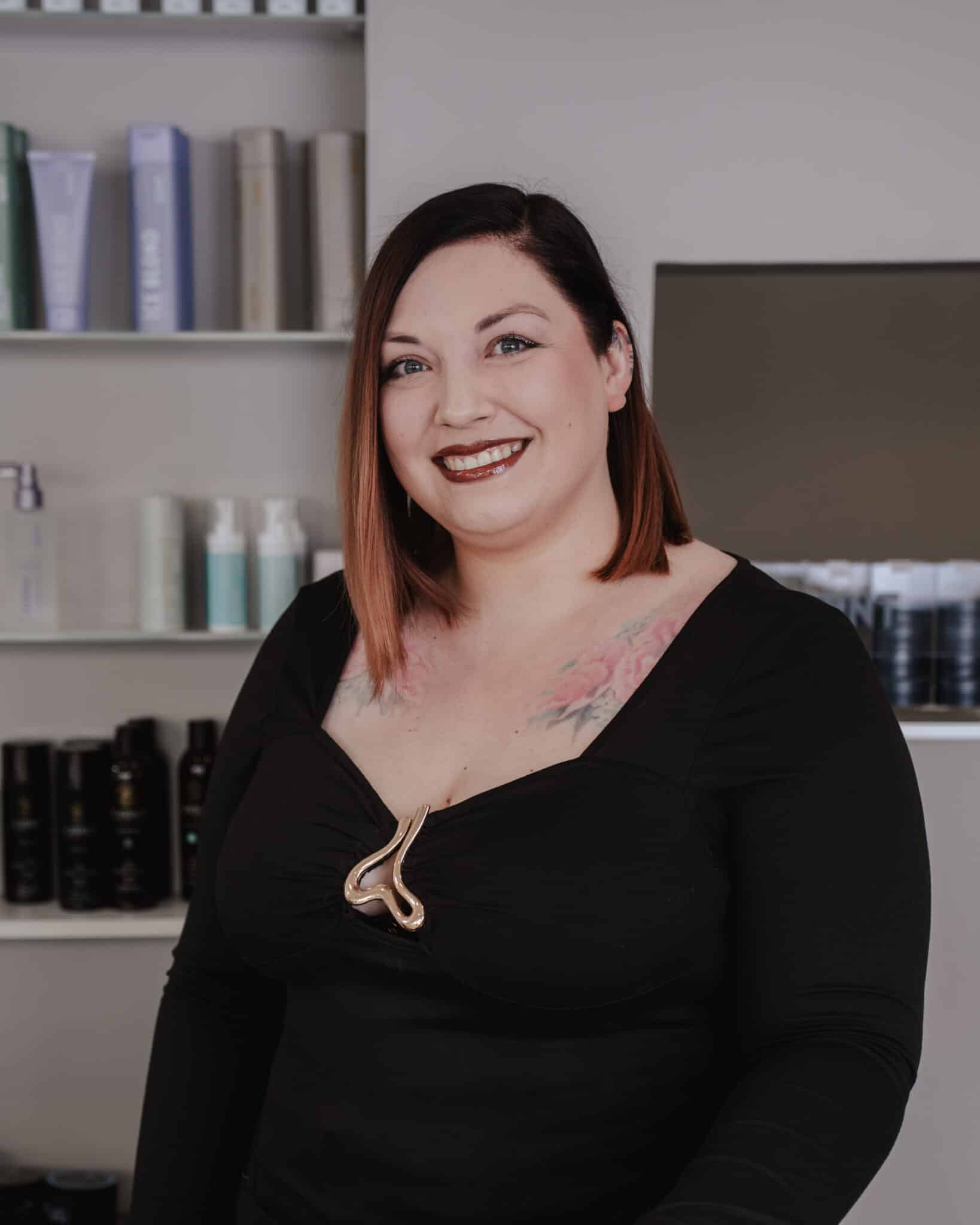 tatjana friseurin helena conzen hairdesign bochum 2026 scaled Startseite Tatjana Friseurin bei Helena Conzen Hairdesign in Bochum 2026